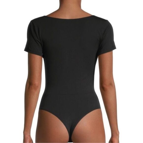 Cinq a sept black ruched cut out body suit size large brand new with tags - Picture 3 of 5